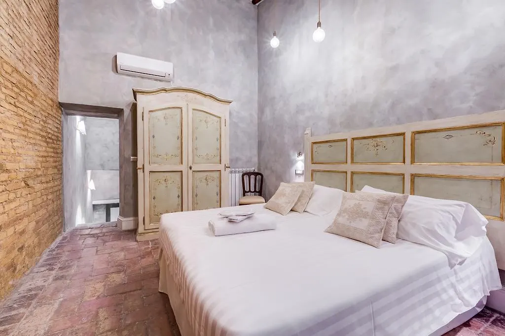 Colonna Suite - Rome Spanish Steps Suite & Spa 0*,  Italia