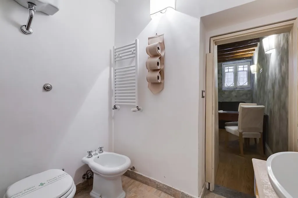Colonna Suite - Rome Spanish Steps Suite & Spa